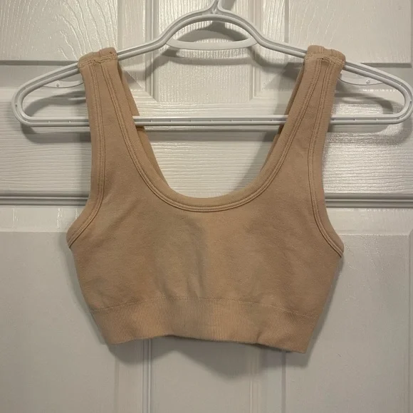 Alo Beige Sports Bra Chosen - Picture 3 of 6
